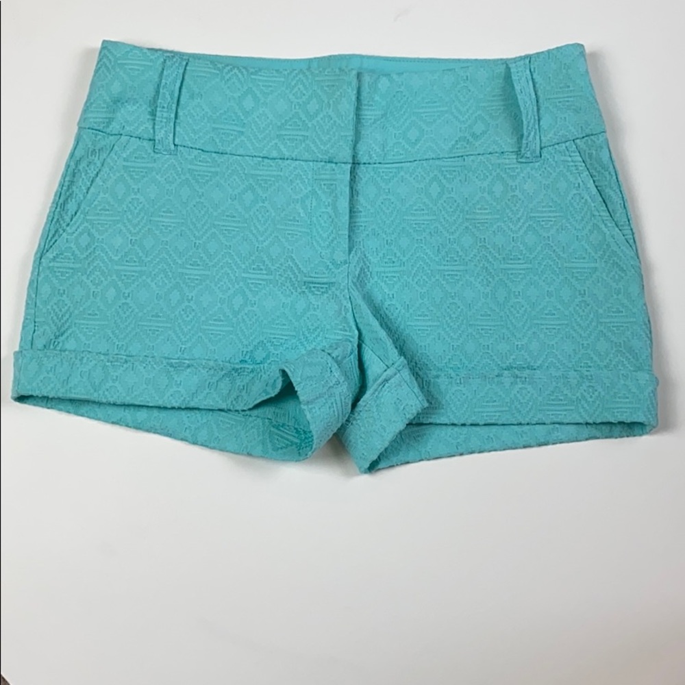 💙Maurices monochromatic tribal Aztec mint shorts